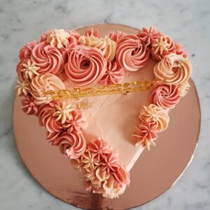 Amy Bouzaglo Instagram - #ombre #birthdaycake #love