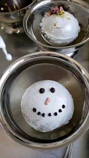 Amy Bouzaglo Instagram - Snowman #hotchocolate #bombs