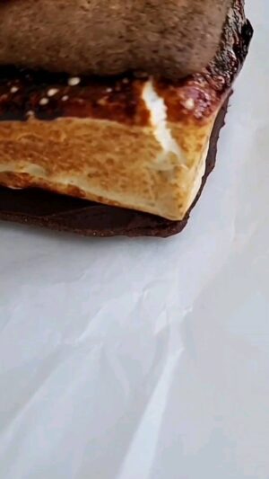 Amy Bouzaglo Instagram - Homemade #Marshmallows #smores #Christmas #gingerbread
