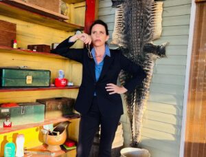 Amy Landecker Instagram - Such GREAT times in New Orleans playing Detective  Nancy Costello on Your Honor with Bryan Cranston leading just an insane cast of people. It’s a tense and wild ride. If you missed it, you can now see Season 1&2 on @netflix 
@yourhonorofficial