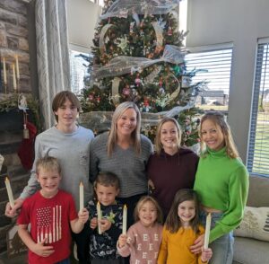 Amy Paffrath Instagram - Quality time is my love language. 
This trip to St. Louis filled my tank. ⛽♥️
Ember too. No surprise she wants to live in the country with her cousins 🫶🏻 (cousin compound is my dream too 💭)
Great to spend time with you @kreutzpaffrath @mattpaffrath 
@sarah.klein.9847 @brittanypaffrath @kristykowalik