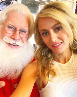 Amy Rutberg Instagram - Santa said he could tell I was 42% nice. I’ll take it!  #santa #naughty #nice