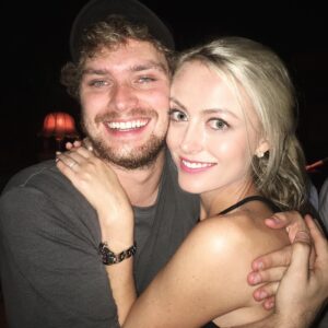 Amy Rutberg Instagram - Maybe don’t mention this to Foggy😉
*
*
*
*

#aboutlastnight #daredevil #ironfist #nycc #nycc2018 #daredevilseason3 #marvel #thedefenders #marci