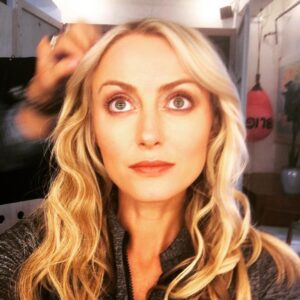 Amy Rutberg Instagram - Getting in an Angel state of mind 👼😈. #sundayfunday #setlife #angelicaf