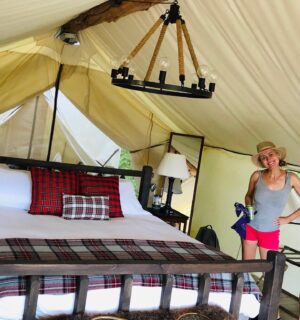 Amy Rutberg Instagram - When your partner realllly wants to go camping. Show him you can compromise. #glamping #summer #summervibes #hudsonvalley #camping #woodsyaf