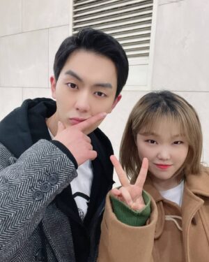An Woo-yeon Instagram - # 이구역의미친x  상엽 , 수현