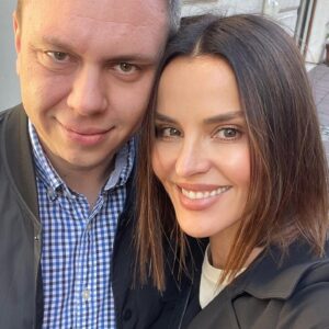 Ana Alexander Instagram - I was lucky to do back home again and work on a fantastic TV show @crnasvadba with a brilliant creator/director and producers and a great, kind, capable crew!  Sadlly I can’t say much about it but I am excited. 🙌 Thank you all sooo much ! see you soon💗🙏
..
.
.
.
.
..
#tv #tvshow #onset #serbia #belgrad #RTS #firefly #production #makeup #actors #director  #natural #naturalmakeup #anaalexander #director #cameraman  #onset