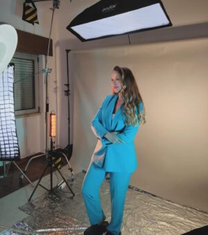 Ana Brinca Instagram - Dia de fotografar em Estúdio 📸 com @danielmartinsphoto @danielmartins_86 @sekmeth_ahmes 
Em Analógica : Gonçalo Martins 

.
.
.
.
.
#setubal #igerssetubal #photooftheday #photography #model #modelo #modellife #actress #atriz