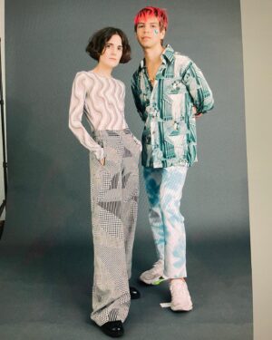Ana Fabrega Instagram - I love this pic of me and Julio…and this pic of a pic of me and Julio.
📷: @beautifulandcandid 
👖: @gabriel_held_vintage