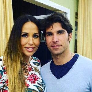 Ana de Caro Instagram - Con un gran figura @cayetanorivera Encuentros casuales... ☺️