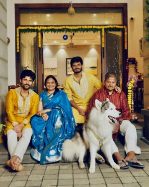 Anand Deverakonda Instagram - Happy Diwali you all 💥🪔❤️

📸 by @oila_studios_