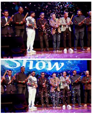 Anand Rajaram Instagram - FRAMES OF A.R.RAHMAN ❤️

@arrahman
@arrofficialupdates

Emcee @aanantha_rajaram
Disc spin @dj.dasss
Fan page @rahmaniacmalaysiaofficial @_razaliyusof_
@iamaliabubakar 
Alongside @rf.visual
Media partner @astroulagam @raaga.my @starplanetmy

#ranelaclicks #arrahmanliveinkl #arrahman #arr #mozartofmadras #rahmanicmalaysia #rahmanic #astroulagam #thrraaga #starplanet