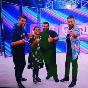 Anand Rajaram Instagram - Watch me on Saravedi Show with @aanantha_rajaram & @ram_raaga today @ 8pm on Vinmeen Astro. Thank you for ur support, guys.
#ibpstudios #vinmeenhd #butterfryx #saravedi