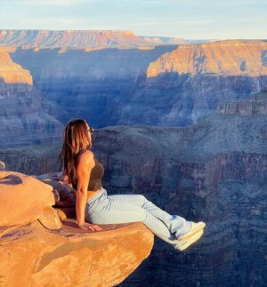 Anastasia Antrope Instagram - ⛰⛰🇺🇸
.
.
#grandcanyon #fitnessmotivation #fitnessgirl #body #❤️