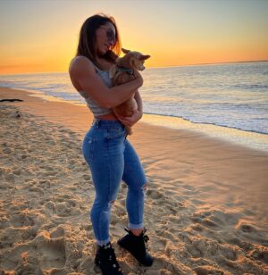 Anastasia Antrope Instagram - Baby @happy_et_lours ❤️🐕