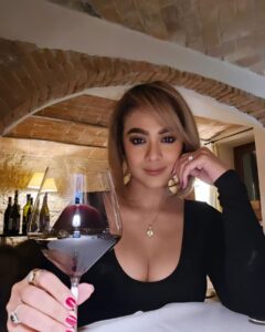 Anastasia Novie Most Liked Photos and Posts
