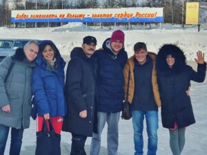 Anatoliy Rudenko Instagram - Будете у нас на Колыме, - приходите на спектакль!)

Продолжаем наш тур по Дальнему Востоку!) Спектакль - "Раз и навсегда" (Моя большая зебра)

Сегодня играем во Владике, начало в 19:00)