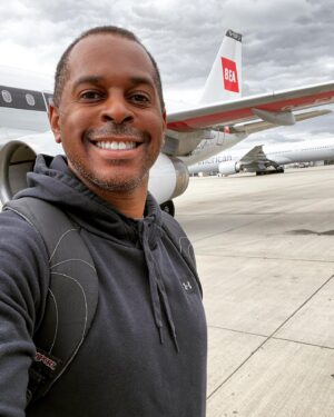 Andi Peters Instagram - Time to fly again: It’s been 181 days since my last flight and I was a little apprehensive about something I used to do every week. It was totally fine and I’m glad I’ve done it. #bonniescotland #gmb #lorraine #andiontour #travelblogger #travel #traveldiaries #wanderlust #luxurytravel #frequentflyer #avgeek #britishairways