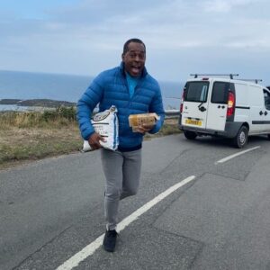 Andi Peters Instagram - Perks of the job! #freebies #jerseyroyals #jerseycows @visitjerseyci
