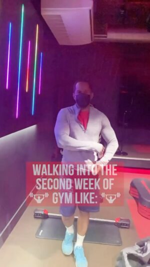 Andi Peters Instagram - Gyms are open! #happy #biceps #triceps #back #legs #fitness #fitfam #shattered