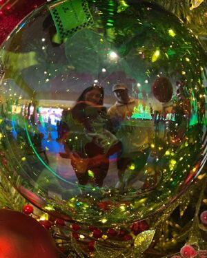 Andra Nechita Instagram - ‘tis the season 🎄❄️