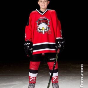 Andre Burakovsky Instagram - Today i heard the news that you have left us. No kids should never go through what you have been through. You have been in my mind since day one when your dad called me and told me that you were sick. I know that you have been fighting and been unbelievable strong and positive for a long time. When I heard the news it broke my heart. You will be missed and loved. Rest In Peace brother. You are the most beautiful angel up there❤️❤️❤️