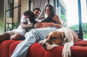 André Coelho Instagram - Nossa família, o maior amor do mundo!!! #35semanas 
AC & TT & JJ