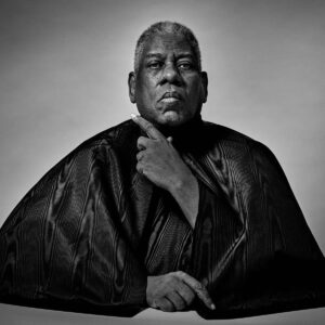 André Leon Talley Instagram - True to form, the estate auction of André Leon Talley was as grand as he.  Far exceeding the pre-sale estimates, Christie's raised over $3.5 million for his beneficiaries, Abyssinian Baptist Church in Harlem and Mt. Sinai Missionary Baptist Church in Durham, North Carolina.  The iconic auction house saw a tremendous number of new bidders, many of whom were millennials.  While all 66 lots sold at Christie’s and another 300 online, there are many more treasures in André’s estate.

André left a bequest of clothing,  accessories, and fashion memorabilia to SCAD, to be displayed, as well as his beloved Truman Capote sofa.  Prior to the auction, the trust opened his home, allowing SCAD to acquire over 300 items, enough for a least 65 complete looks of Andre’s, including one of the 3 Norma Kamali Sleeping Bag coats.

Special thanks to all of you, to the incomparable @therealdvf and to @christiesinc for the care and concern for the legacy and cherished belongings of our dear André.  As Pulitzer Prize-winning fashion critic @robingivhan said, “A man is much more than his possession, but in the case of André, these objects allude to the dignity instilled by his Southern upbringing, the bounty of his star-dusted life.”

We look forward to future exhibitions @scaddotedu the Smithsonian’s National Museum of African American History and Culture @nmaahc and others. 

We thank God for André's life and for his continued blessings. 🕊️

#sundayservice #thechiffontrenches #howigotover #andreleontally 

📸// @squirefox 

Represented by Art Department 
Licensing by August Image
