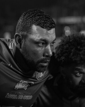 André Santos Instagram - VENCER é uma mistura de luta, força e otimismo e não desistir NUNCA!