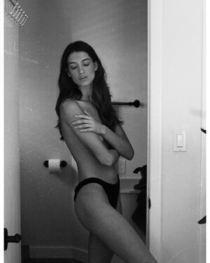 Andrea Bartlow Instagram - 📸🌙🌚 shot by @meganmccluer