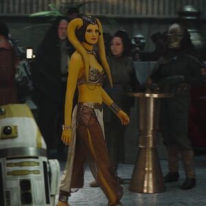 Andrea Bartlow Instagram - Just a few of my favorite moments from The Book of Boba Fett. 
Swipe all the way over for some amazing art✨👏🏻
•
Thank you all for the kind words and excitement about this show. 
The response has been overwhelming and it’s been fun connecting with so many of you!💛
#twilektuesday #bookofbobafett #bobafett #twilekgirl #starwars
