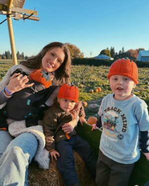 Andrea Bartlow Instagram - Halloweekend with my favorite little pumpkins🎃 #mynephews