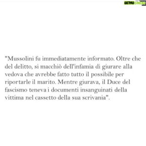 Andrea Bosca Instagram - Io sono italiano e quindi sono antifascista. 

Il contrario di fascismo è democrazia. È libertà di pensare, di dire e di agire sempre nel rispetto degli altr*. 

Il fascismo è violenza, è dipendenza dalla violenza. 

Voglio essere libero da questa dipendenza. Voglio essere libero dal pensiero squadrista e infatti mi sono scelto un lavoro di squadra. 

Voglio avere memoria collettiva della Storia, non solo memorie personali, per quanto brucianti e dolorose. 

Il fascismo non è un’opinione, è un crimine. Non è un’idea, è la morte di tutte le idee. È la fine della libertà e l’inizio della violenza, dello squadrismo punitivo, del bullismo organizzato, semplicemente è un’associazione a delinquere che poi si vuole persino proteggere dietro a leggi ingiuste, sessiste e razziste, leggi fatte ad personam. 

È contro tutto ciò che ho studiato ed amato: il coraggio di vivere in amore e nel rispetto di tutt*. Dai libri, dai film, dal teatro, dalle persone. Milton, Anguilla, Nuto, Pannella… ho imparato che la mia libertà finisce quando inizia quella degli altr*. Il rispetto è per me, il rispetto è per tutti. 

L’ho imparato dai miei insegnanti a scuola, dai miei autori, da Pavese, Fenoglio, dalla mia semplice famiglia contadina, l’ho incarnato a teatro, al cinema e nella vita con le persone, ce lo insegnava con l’arte il nostro maestro Avogadro al Teatro Stabile di Torino. 

L’ha detto bene il Prof. Barbero: delle due, l’una: se non sei antifascista, allora sei fascista.

Oggi mi è arrivato questo video… avevamo 20 anni. La Scuola del Teatro Stabile di Torino al Sacrario del Martinetto ricordava i resistenti fucilati dal Fascismo. 

E mi piace vedere e pensare che i ventenni di oggi siano i nuovi resistenti, i nuovi partigiani, i nuovi italiani, liberi e custodi di quella eredità di democrazia. 

Sono antifascista perché credo nella democrazia. 

Buona Festa della Liberazione. Buon 25 Aprile. Viva l’Italia antifascista 

Andrea Bosca

#25aprile #festadellaliberazione #italia 

Il testo finale è di @antonioscurati