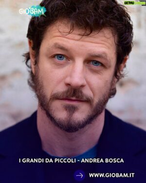 Andrea Bosca Instagram - 🎂Oggi compie gli anni un bravissimo attore italiano che potete scoprire su GioBàm - Il Giornale dei Bambini in un nuovo articolo della nostra rubrica “I grandi da piccoli” 

😎Molte cose non sono cambiate: occhi azzurri, sorriso dirompente e una passione (di famiglia) per le torte… Di chi parliamo? Di @andreabosca a cui GiòBam fa i migliori auguri e invita tutti a cliccare al link in bio per scoprire quale fosse la sua più grande passione da bambino!

📸Nelle foto Andrea insieme alla sorella @elenawendybosca e infine ritratto oggi da @lucabrunetti_photo 
•
#giobam #ilgiornaledeibambini #grandidapiccoli #andreabosca