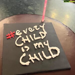 Andrea Bosca Instagram - Oggi celebriamo 7 anni di @everychildismychildets ❤️Grazie per averci accompagnato in questo percorso.
Abbiamo scelto di dedicare tempo, talento e il nostro peso mediatico a questa causa. Ideiamo e promuoviamo attività, iniziative ed eventi volti a finanziare progetti a favore dell’infanzia. Il nostro obiettivo è fare qualcosa di concreto per quei bambini costretti a vivere in situazioni di profondo disagio a causa di guerre, calamità, povertà, emarginazione e malattie. In Every Child Is My Child, accogliamo tutte le persone che condividono l’idea che ogni bambino meriti le stesse attenzioni e opportunità, indipendentemente dalla propria nazionalità o condizione sociale. Ogni bambino è il nostro bambino, soprattutto là dove il rischio di soffrire a causa di adulti irresponsabili è più elevato. GRAZIE❤️

Grazie Associazione Via Condotti, Antico Caffè Greco e @alicenellacitta 

Foto di @lucadammicco