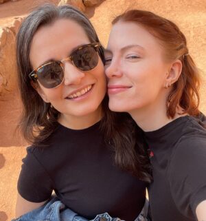 Andrea Levesque Instagram - Missing you in the mountains !! @jennasawan