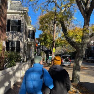 Andrea Levesque Instagram - The paparazzi would NOT leave us alone the entire time we’ve been here 

🎃 
#halloween #salemmassachusetts #salem #lesbians #girlfriends