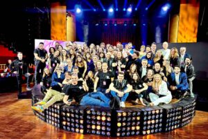 Andrea Ropero Instagram - Este equipo…❤️💫 @elintermedio #18añazos