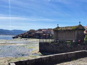 Andrea Ropero Instagram - Galicia 💚  #familytime #SemanaSanta #escapada #quédías😊💫