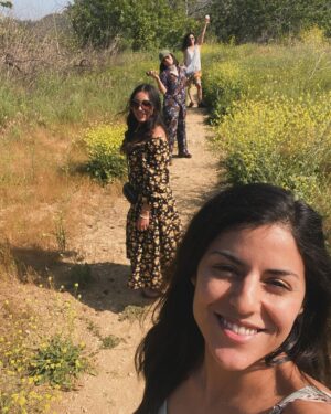 Andrea Sixtos Instagram - A beautiful day made perfect by my amazing sisters… nature, flowers, mimosas, all the snacks, sweets and laughter a girl can ask for and of course so much love. Thank you sistas, you make my life and heart so full of spirit and the purest happiness. I love you!!!!! 🌼🌿🥰🎂🪻💕✨

And a huge thank you to everyone who’s reached out to wish me a Happy Birthday, happy it was! #TaurusSeason #34YearsYoung 😆🙏🏼💓💫