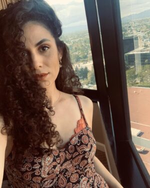 Andrea Sixtos Instagram - 33 feels good ✨