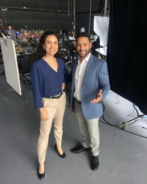 Andrea Sixtos Instagram - Pretty serendipitous that I booked 2 commercials back to back that had something to do with rocket!! Here’s a bit from my Rocket Mortgage shoot that’s now airing nationally!! Yay! ☺️🙏🏼✨ #RocketMortgage #RocketAgent #CESDTalent ❤️