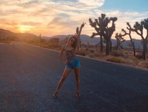 Andrea Sixtos Instagram - Happy Birthday Queen!! The bright light you shine into my life and into this world is beyond comprehension. Since day one we knew we’d known each other for eons... instant remembrance. Soul sisters here to help each other reach higher dimensions 💫💫💫

I love you so much and I’m here for you always.. cheers to many more years of laughter & at times tears, connection (even in distance), love (the tough kind too), inspiration, prayer, goal slaying aka manifestation and adventuring together. Vannessa.. you are a diamond in the rough, I’m blessed to know you.. today is YOUR day 🥳♥️👑💫🎉🎈✨ @vannessitav