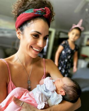Andrea Sixtos Instagram - I think I’ve got this auntie thing down 😆🙌🏼 so thrilled to finally welcome the latest addition to our family.. Audrey Anna Amores.. born August 21st @ 3:33am 💖 #ImObsessed #PerfectLittleAngel #AuntieLife #ImAPro 🥰