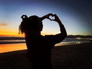 Andrea Sixtos Instagram - ..where the light falls and the beautiful stays.. when the stars settle in... 𝒸𝑜𝓂𝑒 𝓌𝒾𝓉𝒽 𝓂𝑒 💫