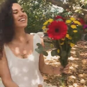 Andrea Sixtos Instagram - A beautiful day made perfect by my amazing sisters… nature, flowers, mimosas, all the snacks, sweets and laughter a girl can ask for and of course so much love. Thank you sistas, you make my life and heart so full of spirit and the purest happiness. I love you!!!!! 🌼🌿🥰🎂🪻💕✨

And a huge thank you to everyone who’s reached out to wish me a Happy Birthday, happy it was! #TaurusSeason #34YearsYoung 😆🙏🏼💓💫