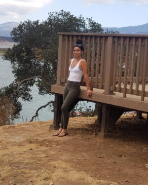 Andrea Sixtos Instagram - Jus chillin 🍂