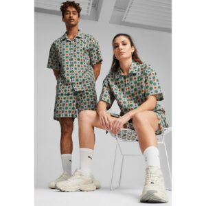 Andrea Vasiliou Instagram - New Shots just dropped from @puma 👟 
_
#shoot #ecom #newcollection #fashion #sports #active #athleisure #twopeice #puma #collection
