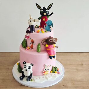 Andrea Veselá Instagram - #cake #birthdaycake #bingcake #pink #girlcake