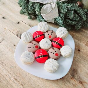 Andrea Veselá Instagram - #makronky #macarons #vanoce #klid #rodina